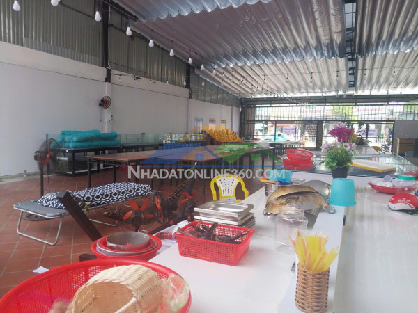 Do việc gia đình phải về quê gấp, em cần sang lại quán ăn tâm huyết