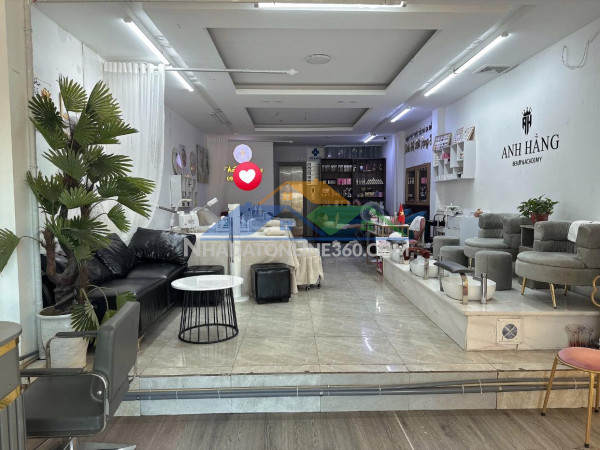 Do cần tiền gấp bên mình sang nhượng hết quán và cho thuê mặt bằng spa - nail - mi