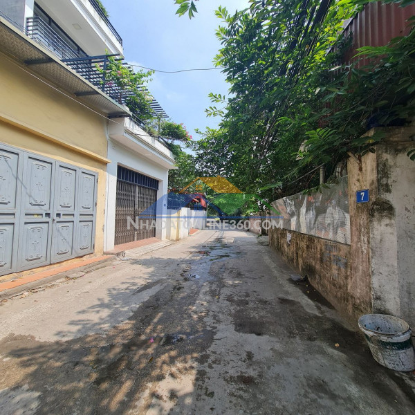 Nhà đẹp đông dư – vị trí vàng, giá hợp lý. lh 0989894845!