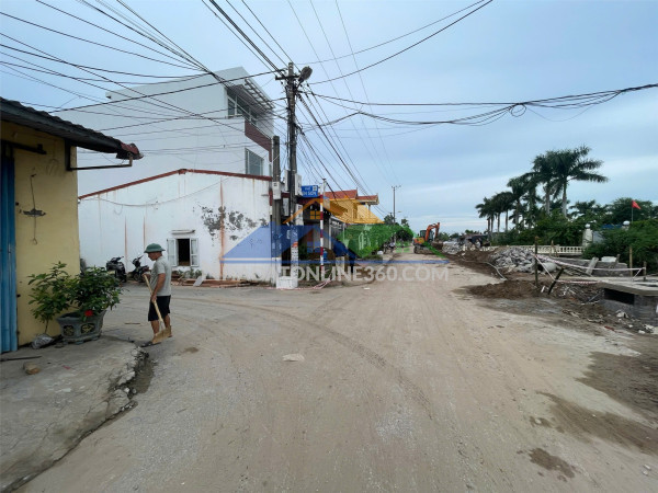 Lô hiếm đẹp – đường 10m – giá chỉ 2x triệu/m²  zalo 0567 222 555