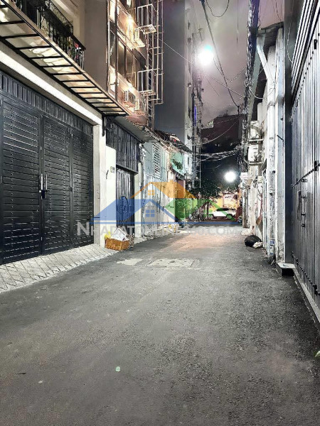 Bán nhà gò vấp, hẻm xe hơi thống nhất, gần phan văn trị , 5 x 22,  4 tầng , 10. 6 tỷ tl