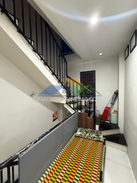 ♪nhà kiệt 2.5m thông phan thanh, 33m2, 2 tầng, 2.6x tỷ