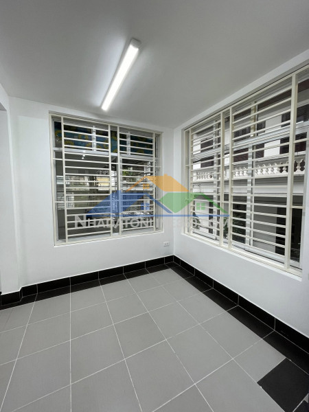 ????????căn hộ tt tầng 2 vạn phúc, ba đình 42/80m, 3pn, khu siêu vip, hơn 6 tỷ