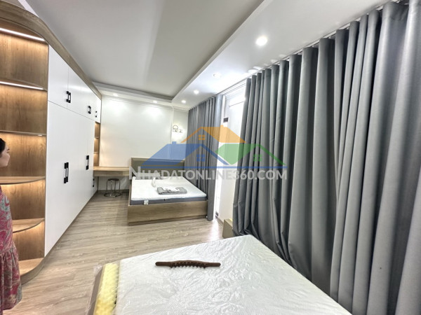 Rẻ- bán nhà đẹp ngọc thuỵ bồ đề- dân xây ô tô -2 thoáng-sát phố 95m 5 tầng 15,x tỷ(tl)