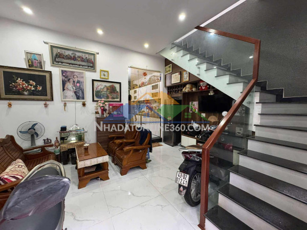 ????????bán nhà 2 mê đúc chăc chắn kiệt phú lộc 19 - nhà cách đường chính 22m