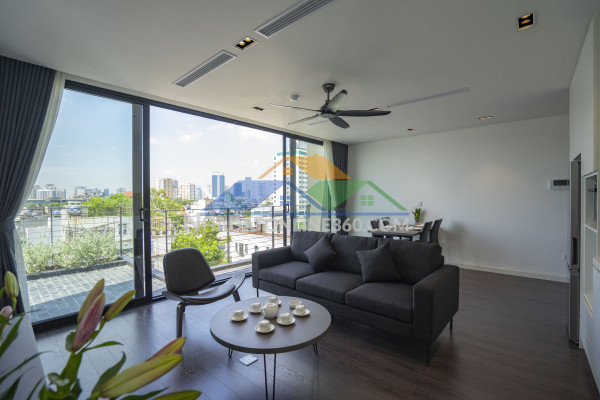 Bán nhà phố liễu giai, ô tô chạy vòng quanh, 60m chỉ 29 tỷ, “kinh doanh đỉnh”