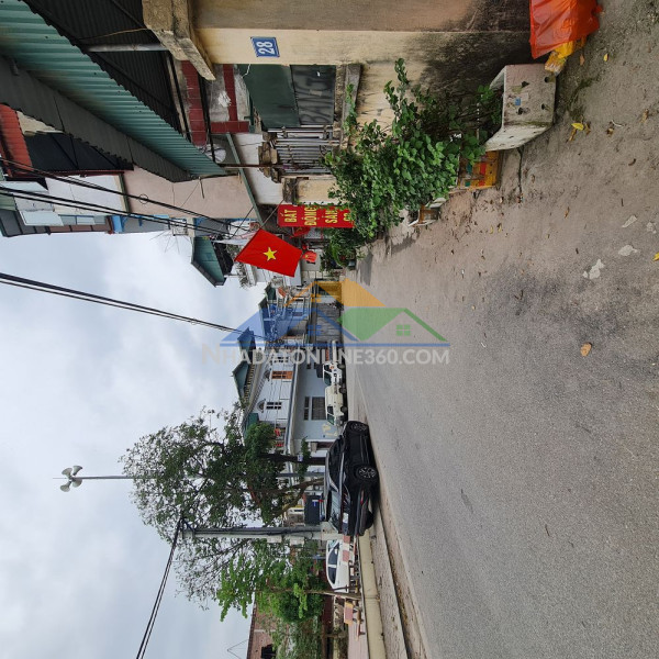 Bán nhà 2 tầng đặng xá, gia lâm. đường 10m trục chính view thoáng. dưới 7 tỷ. lh 0989894845