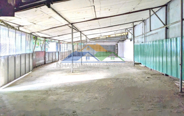 Cho thuê nhà xưởng 10 x 30m thạnh xuân q12 đường xe tải chỉ 12tr