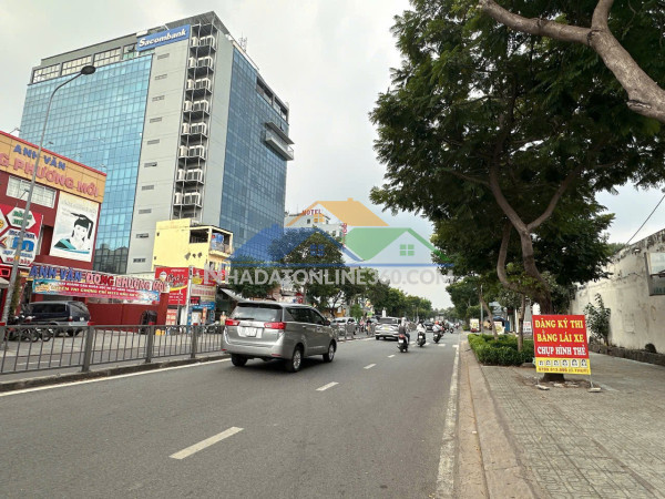 Bán chdv hẻm 220 nguyễn oanh ngang 5m 95m2 5 tầng 12pn tn 55tr nt đẹp gần chợ 12.6 tỷ