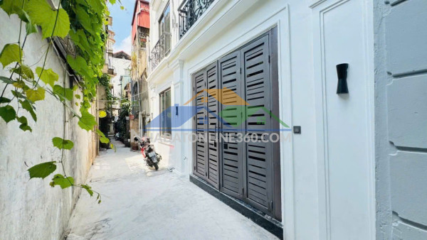 Bán nhà chính chủ thái hà đống đa gần phố ngõ thông thang máy 40m x6t nhỉnh 12ty