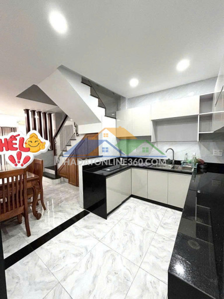 Bán nhà 2 MT, 3 căn nhà ra hoàng trọng mậu, P.tân hưng, Q.7