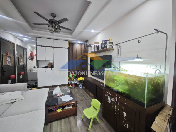 (tin thật 100%) ch lô góc 79m2 x 2pn có lốt ô tô tại n04a ngđ - ban công đông bắc - sẵn nội thất