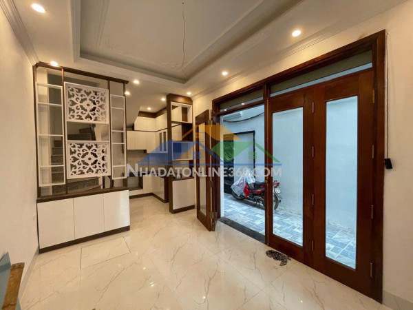 Tt bộ công nghiệp, dốc thọ lão, 50m/200m, tầng 4, mặt tiền 5m, 2.15 tỷ hai bà trưng.