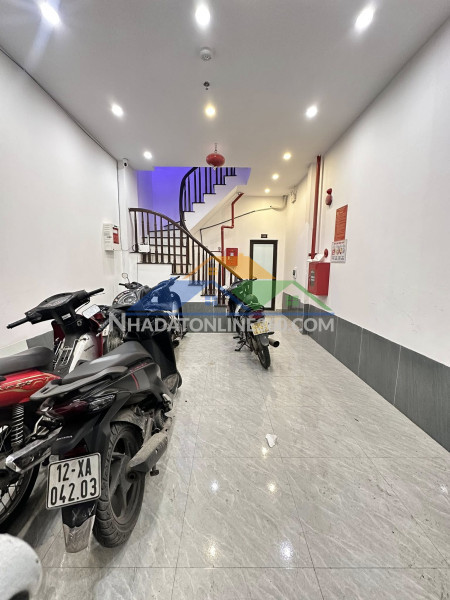 Bán nhà phố định công thượng, ngõ nông, rộng lớn, căn nhà đẹp, 45m, 8 ngủ,  dt 30tr/ tháng, nhỉnh 8 tỷ