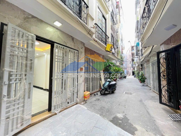 36.5m² – ngõ 424/10 ngọc thụy – mặt tiền 3.3m – 4 tầng – ô tô lùi cửa – nhà đẹp ở luôn – giá 7.35 tỷ