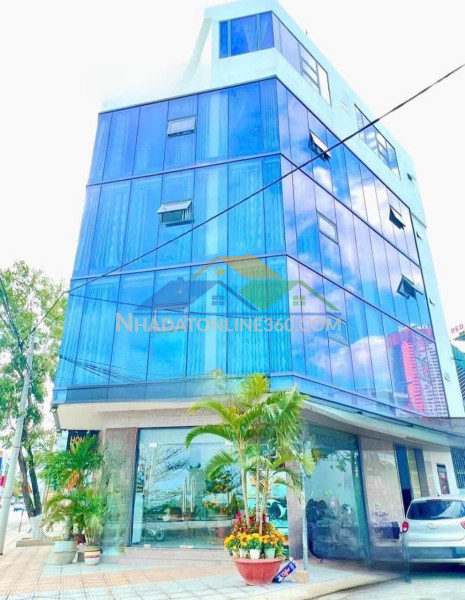 Bán nhanh tòa nhà phố lô góc kinh doanh nghỉ dưỡng view biển phạm văn đồng nha trang giá bán 17 tỷ 500 triệu 11 phòng  ngủ