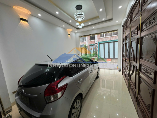 Nhà đẹp kinh doanh đỉnh 7 tầng thang máy phố hoàng minh đạo 50m2 22.5 tỷ.