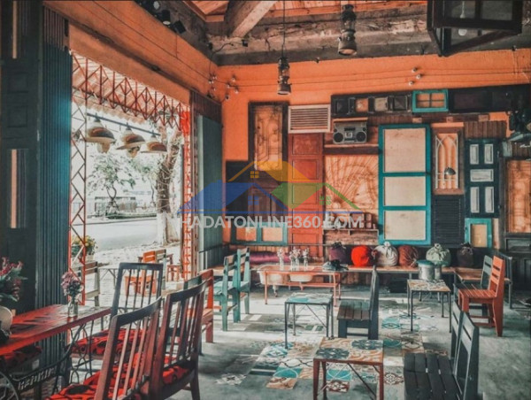 Hiếm - trung tâm đống đa - mặt phố kinh doanh sầm uất - mặt tiền khủng - 2 mặt thoáng.