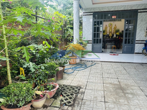 Bán nhà 205m2,shr thổ cư 100%, đường ô tô,ngay cổng vào kcn tân đông hiệp