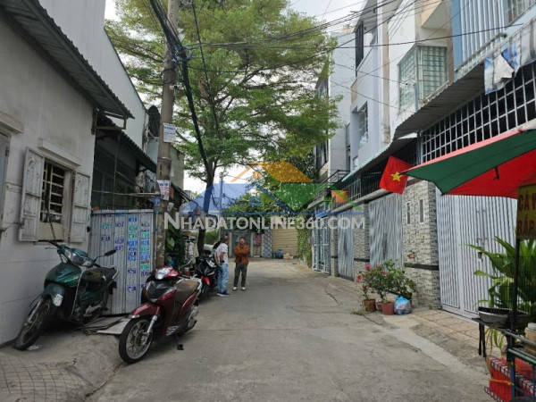 Siêu phảm linh trung, thủ đức, 6 tầng nổi, thang máy-600tr/năm, nhẹ 11.