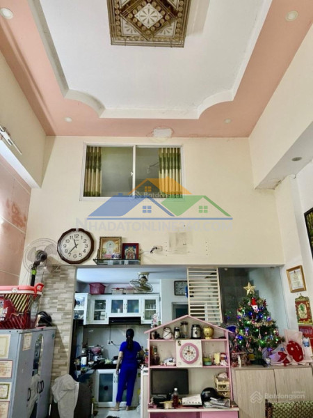 Bán nhà hẻm ô tô tạ quang bửu - 4 tầng (4 x18m) - chỉ 7 tỷ- dòng tiền 20 tr/tháng