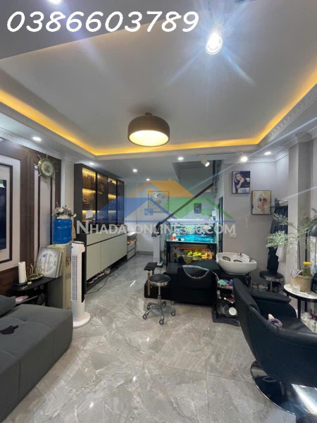 Nhà đẹp lô góc – thiết kế hiện đại – 6 tầng full nội thất – phố trường lâm – giá 8.2 tỷ