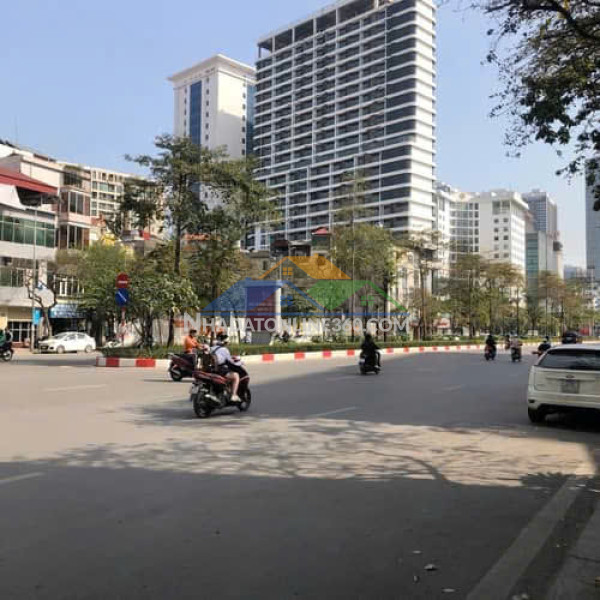 Chỉ 500 triệu/m có ngay nhà mp võng thị 230m 10 tầng thang máy mt 12 m giá 110 tỷ 0878169006