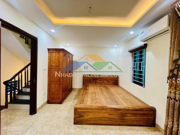 Trí tuệ nhân tạo sẽ tự động tạo tiêu đề hấp dẫn và nội dung bài đăng chuyên nghiệp, tối ưu để thu hút người xem