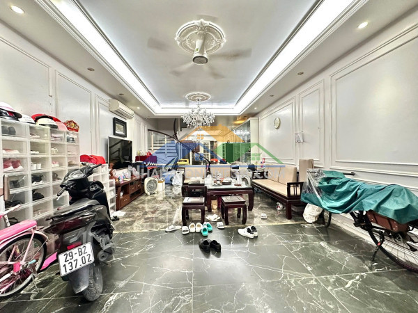 Bán nhà lý thường kiệt, 45m2, 5 tầng, mặt tiền 5.2m, 28.3 tỷ, ngõ rộng thoáng, kinh doanh đỉnh