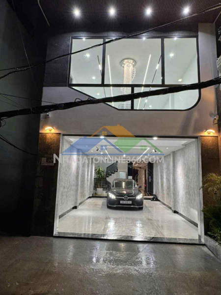 Bán nhà mặt hồ bồ đề, diện tích 226m, mặt tiền 12m, 2 thoáng, full thổ cư