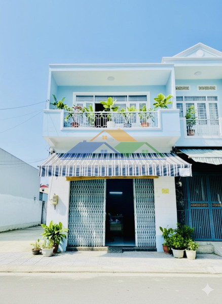 Góc mt đường 10m – ngay đhct – 2 tầng – 3pn – 57m ngang 5 – sẵn nhỉnh 6