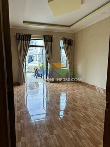 Cho thuê nhà 3tầng, 88m2, 4pn, mặt tiền số 10 kdc lê phong đường n5, p.tân bình, tp.dĩ an, bd