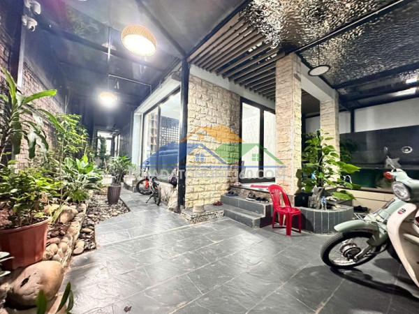 Xuân đỉnh – ô tô vào nhà – thửa đất hiếm 140m² – mặt tiền 8.1m – giá 36.8 tỷ