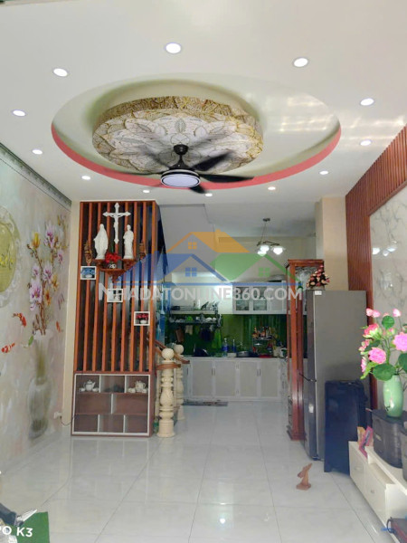 Bán nhà mtnb 10m bùi minh trực gần công viên bông sao p5 q8