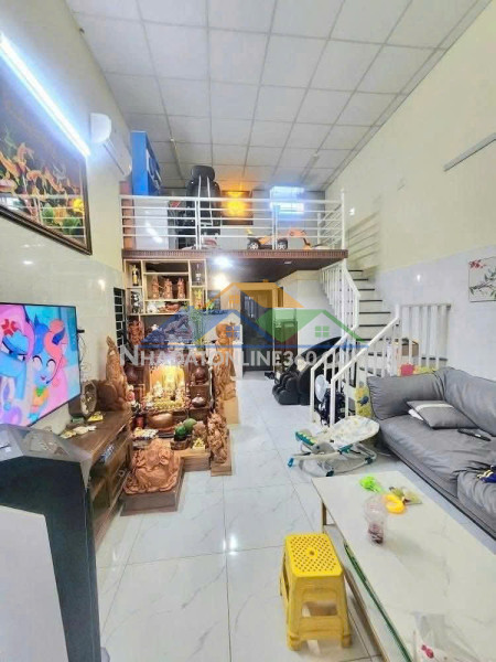 Bán nhà 2 tầng đường huỳnh ngọc huệ - trục đường kinh doanh