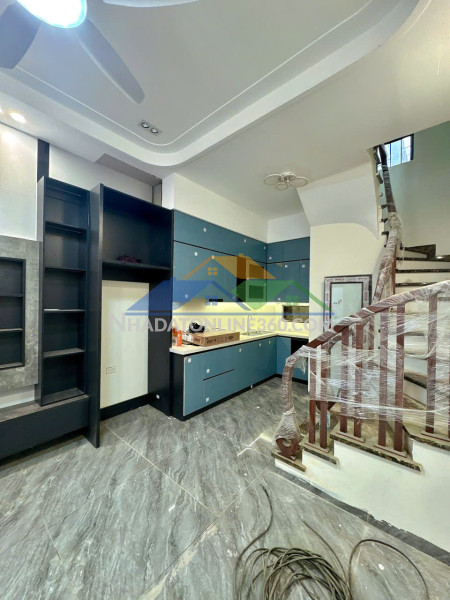 Phố cổ ngọc lâm -- lb- tiền nhỏ diện tích to, nhà mới 45m2--- 9,9 tỷ