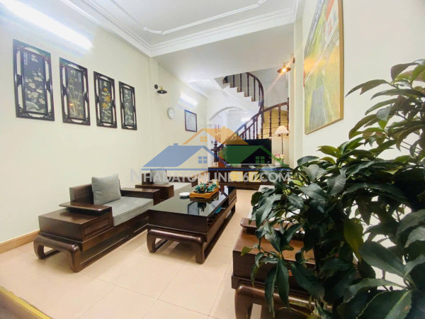 ????2 mặt ngõ phân lô ô tô trung kính 75m 4t, kd rất tốt, 37.5 tỷ cầu giấy