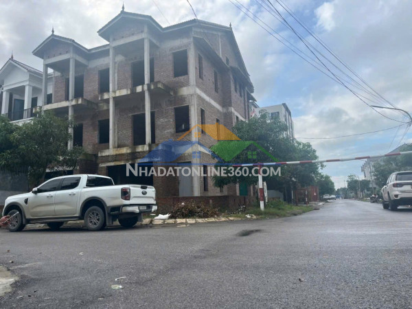 Nhà đẹp - giá tốt- cần bán căn nhà lô góc ở yên hòa, p. quán bàu, tp.vinh,  nghệ an