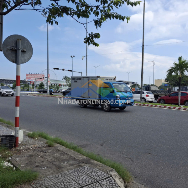 Nhà 2 tầng lô góc – dòng tiền cực tốt – mặt tiền đường 2/9 trục chính hải châu