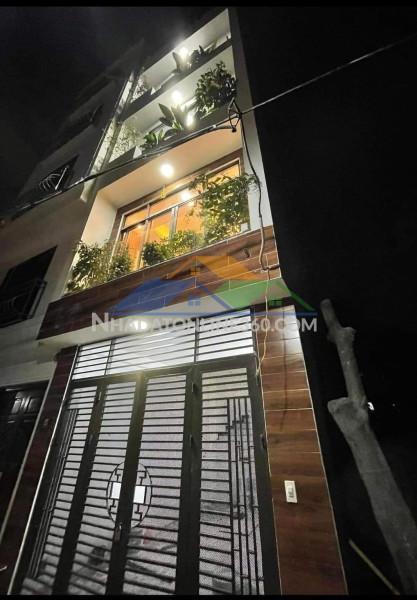 Nhà thụy phương đẹp lung linh  dt36m2 - 5 tầng - giá 5,7 tỷ - ngõ thông thoáng - để ở-  kinh doanh