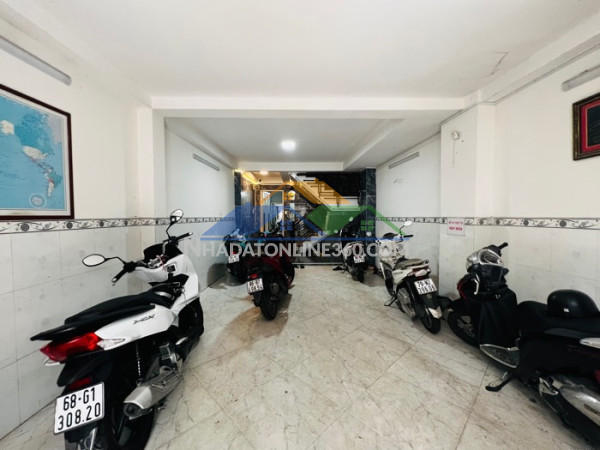 Nhà 5 tầng 13 phòng có sẵn doanh thu 50tr/tháng, dt 75m², gò vấp – 10.5 tỷ
.