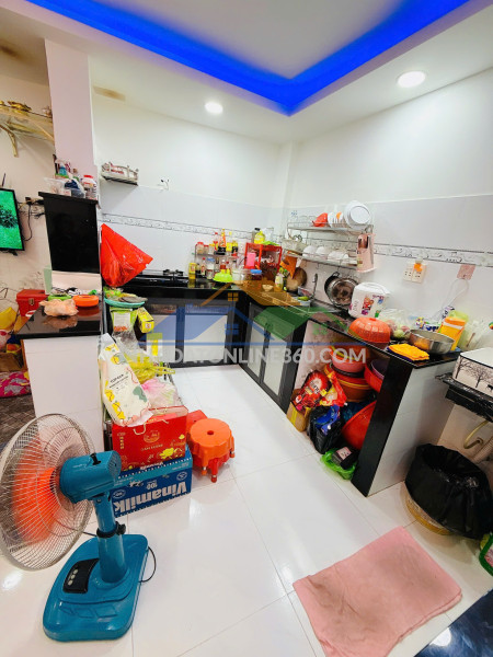 Nhà mt đường số phường chánh hưng. giá 5,28 tỷ bớt lộc