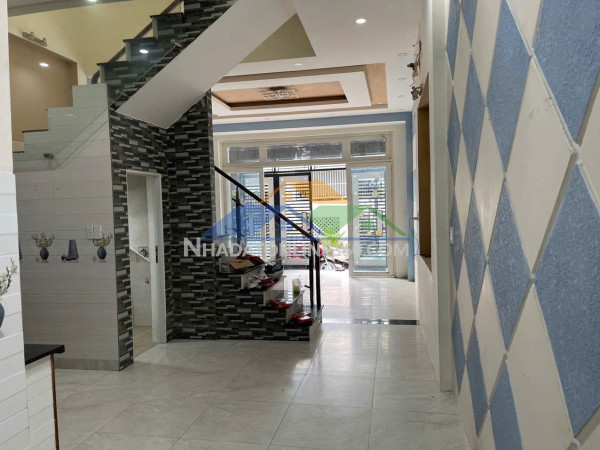 ???? nhà đẹp 3 tầng – gần làng đh thủ đức – giá chỉ 4.95 tỷ ????
???? khu sầm uất, thuận tiện an cư