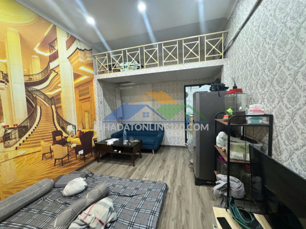 Bán nhà có sổ đỏ cc hương viên 4 tỷ: 26m2 x 2.5 tầng