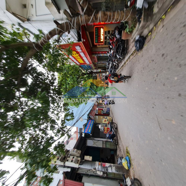 Bán đất trâu quỳ, gia lâm, hà nội. dt 45m2. mặt tiền đẹp, khuôn đất đẹp. lh 0989894845