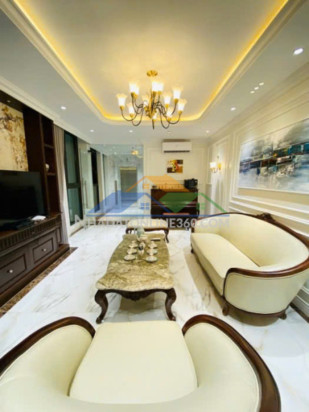 Siêu phẩm bán nhà trích sài gần hồ, thang máy, 19 tỷ