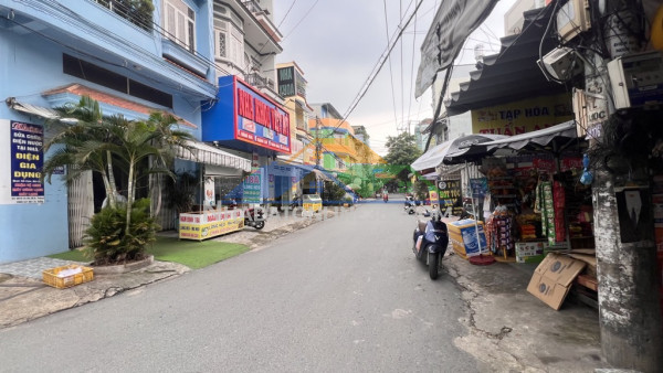 Khó tin, hxh 6m 1 xẹt quang trung, 90m2, 2 tầng, 5.9 tỷ tl 0964364745