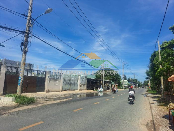 Bán nhà mặt tiền 4x15m giá 4,99 tỷ  đông hưng thuận 17