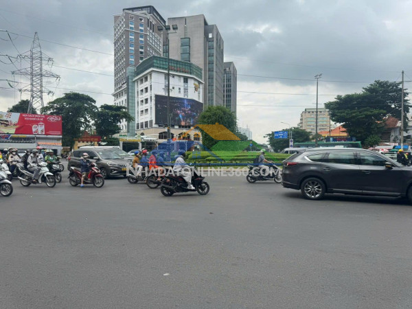 **bán nhà mt long hưng** phường 7 quận tân bình; 5x20,5m; trục cmt8