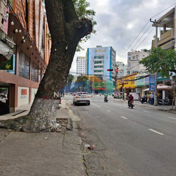 Mặt tiền phan châu trinh – 142m² (ngang 5m) – xây 12 tầng quá đỉnh 2x tỷ